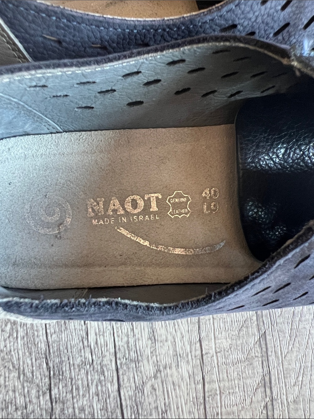 Naot Shoes Women’s 9 Lalo Sneakers Oxfords Navy Blue Perforated Leather Casual - Picture 7 of 7